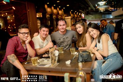 Seenspace Invasion ที่ร้าน Clouds, Fat'R Gut'z และ BREW Beers & Ciders — photo 20