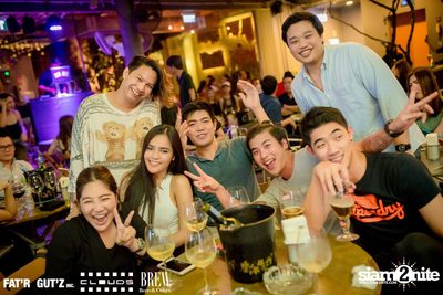 Seenspace Invasion ที่ร้าน Clouds, Fat'R Gut'z และ BREW Beers & Ciders — photo 34
