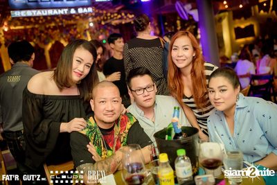 Seenspace Invasion ที่ร้าน Clouds, Fat'R Gut'z และ BREW Beers & Ciders — photo 42