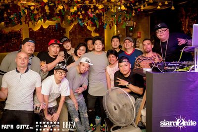 Seenspace Invasion ที่ร้าน Clouds, Fat'R Gut'z และ BREW Beers & Ciders — photo 61