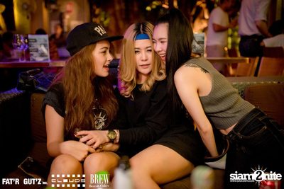 Seenspace Invasion ที่ร้าน Clouds, Fat'R Gut'z และ BREW Beers & Ciders — photo 70