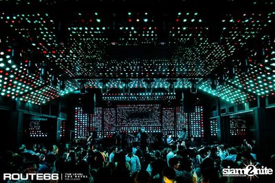 ปาร์ตี้คืนวันศุกร์ ที่ร้าน รูท ซิกตี้ซิกคลับ อาร์ซีเอ — photo 8