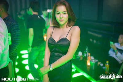 ปาร์ตี้คืนวันศุกร์ ที่ร้าน รูท ซิกตี้ซิกคลับ อาร์ซีเอ — photo 13
