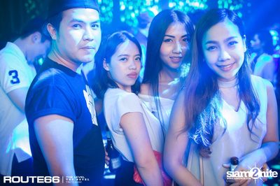 ปาร์ตี้คืนวันศุกร์ ที่ร้าน รูท ซิกตี้ซิกคลับ อาร์ซีเอ — photo 21