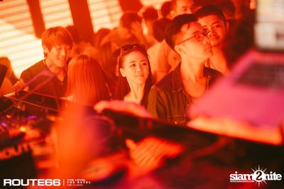 ปาร์ตี้คืนวันศุกร์ ที่ร้าน รูท ซิกตี้ซิกคลับ อาร์ซีเอ — photo 29