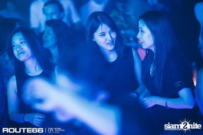 ปาร์ตี้คืนวันศุกร์ ที่ร้าน รูท ซิกตี้ซิกคลับ อาร์ซีเอ — photo 32