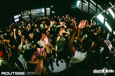 ปาร์ตี้คืนวันศุกร์ ที่ร้าน รูท ซิกตี้ซิกคลับ อาร์ซีเอ — photo 40
