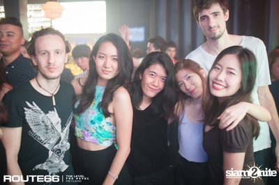ปาร์ตี้คืนวันศุกร์ ที่ร้าน รูท ซิกตี้ซิกคลับ อาร์ซีเอ — photo 49
