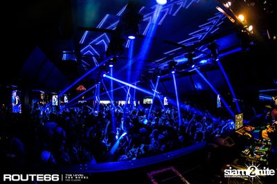 ปาร์ตี้คืนวันศุกร์ ที่ร้าน รูท ซิกตี้ซิกคลับ อาร์ซีเอ — photo 66
