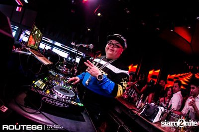 ปาร์ตี้คืนวันศุกร์ ที่ร้าน รูท ซิกตี้ซิกคลับ อาร์ซีเอ — photo 67