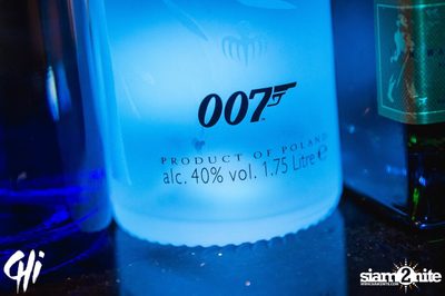 Friday Night at CHi - upscale dining and entertainment — photo 9