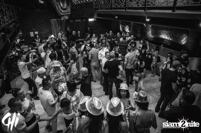Friday Night at CHi - upscale dining and entertainment — photo 34