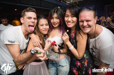 Friday Night at CHi - upscale dining and entertainment — photo 40