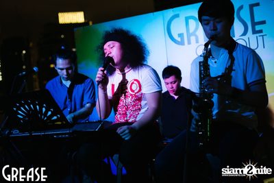 Friday Night at Grease Bangkok, Sukhumvit Soi 49 — photo 2