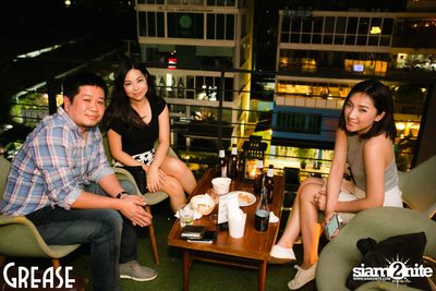 Friday Night at Grease Bangkok, Sukhumvit Soi 49 — photo 6