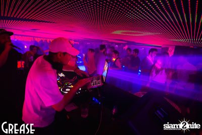Friday Night at Grease Bangkok, Sukhumvit Soi 49 — photo 48