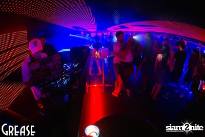 Friday Night at Grease Bangkok, Sukhumvit Soi 49 — photo 56