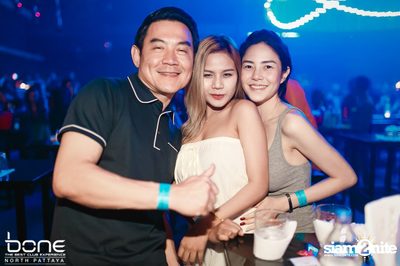 Da Endorphine Live Concert ที่ โบน พัทยา — photo 2