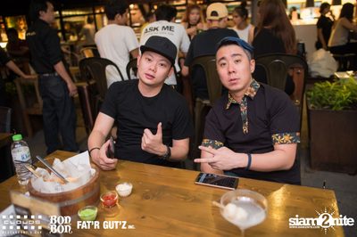 คืนวันเสาร์ ที่ คลาวส์, บอน บอน และ แฟตอาร์ กัตซ์ ใน Seenspace — photo 23