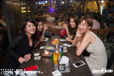 คืนวันเสาร์ ที่ คลาวส์, บอน บอน และ แฟตอาร์ กัตซ์ ใน Seenspace — photo 46