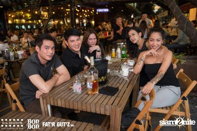 คืนวันเสาร์ ที่ คลาวส์, บอน บอน และ แฟตอาร์ กัตซ์ ใน Seenspace — photo 49