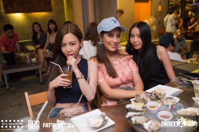 คืนวันเสาร์ ที่ คลาวส์, บอน บอน และ แฟตอาร์ กัตซ์ ใน Seenspace — photo 55