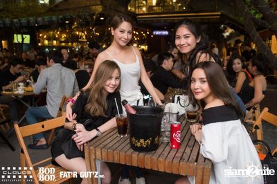 คืนวันเสาร์ ที่ คลาวส์, บอน บอน และ แฟตอาร์ กัตซ์ ใน Seenspace — photo 79