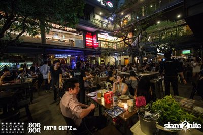 คืนวันเสาร์ ที่ คลาวส์, บอน บอน และ แฟตอาร์ กัตซ์ ใน Seenspace — photo 82