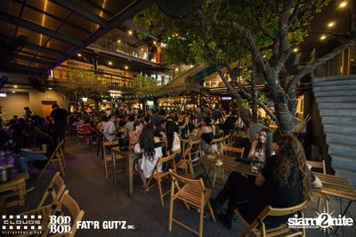 คืนวันเสาร์ ที่ คลาวส์, บอน บอน และ แฟตอาร์ กัตซ์ ใน Seenspace — photo 87