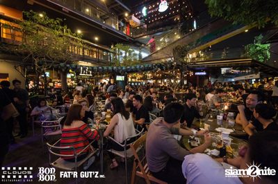 คืนวันเสาร์ ที่ คลาวส์, บอน บอน และ แฟตอาร์ กัตซ์ ใน Seenspace — photo 88