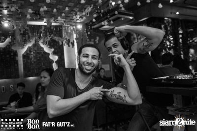 คืนวันเสาร์ ที่ คลาวส์, บอน บอน และ แฟตอาร์ กัตซ์ ใน Seenspace — photo 90