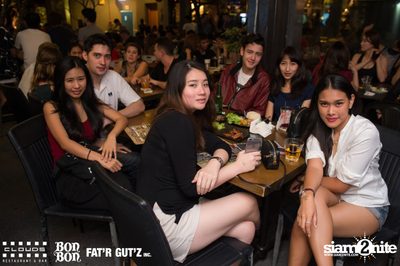 คืนวันเสาร์ ที่ คลาวส์, บอน บอน และ แฟตอาร์ กัตซ์ ใน Seenspace — photo 97