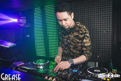Saturday Night at GREASE Bangkok, Sukhumvit 49 — photo 67
