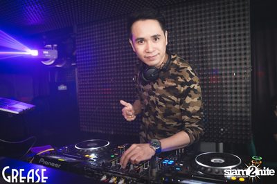 Saturday Night at GREASE Bangkok, Sukhumvit 49 — photo 68