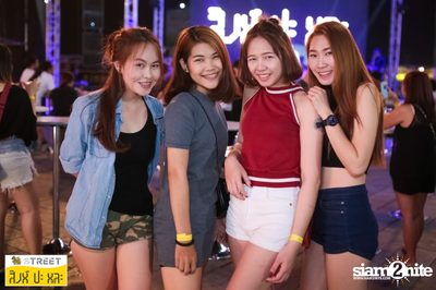 Singha S-treet กับ Apartment Khunpa ที่ เซ็นทรัลเฟสติวัล เขียงใหม่ — photo 47