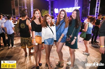 Singha S-treet กับ Apartment Khunpa ที่ เซ็นทรัลเฟสติวัล เขียงใหม่ — photo 126