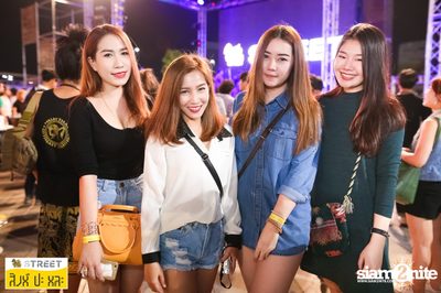 Singha S-treet กับ Apartment Khunpa ที่ เซ็นทรัลเฟสติวัล เขียงใหม่ — photo 127
