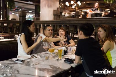 คืนวันอาทิตย์ ที่ แฟท กัตส์ ซาลูน, เซ็นทรัล อีสท์วิล — photo 39