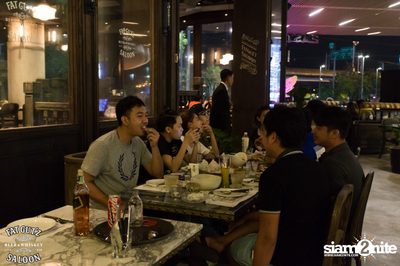 คืนวันอาทิตย์ ที่ แฟท กัตส์ ซาลูน, เซ็นทรัล อีสท์วิล — photo 104