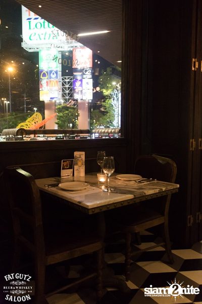 คืนวันอาทิตย์ ที่ แฟท กัตส์ ซาลูน, เซ็นทรัล อีสท์วิล — photo 113