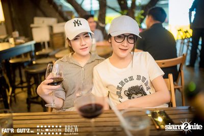 Seenspace Invasion ที่ร้าน Clouds, Fat'R Gut'z และ BREW Beers & Ciders — photo 6