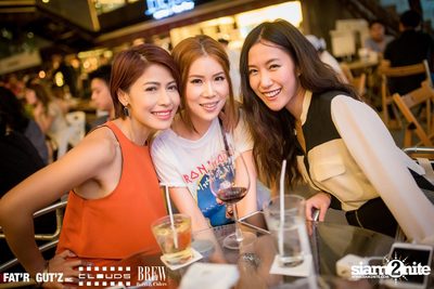 Seenspace Invasion ที่ร้าน Clouds, Fat'R Gut'z และ BREW Beers & Ciders — photo 8