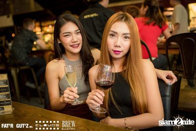 Seenspace Invasion ที่ร้าน Clouds, Fat'R Gut'z และ BREW Beers & Ciders — photo 19