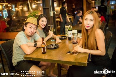 Seenspace Invasion ที่ร้าน Clouds, Fat'R Gut'z และ BREW Beers & Ciders — photo 20