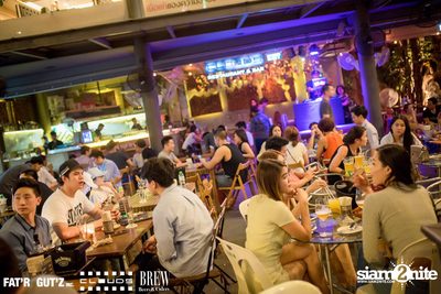 Seenspace Invasion ที่ร้าน Clouds, Fat'R Gut'z และ BREW Beers & Ciders — photo 26