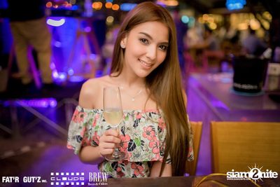 Seenspace Invasion ที่ร้าน Clouds, Fat'R Gut'z และ BREW Beers & Ciders — photo 28