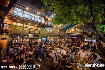 Seenspace Invasion ที่ร้าน Clouds, Fat'R Gut'z และ BREW Beers & Ciders — photo 30