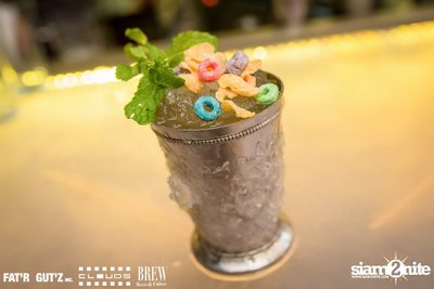 Seenspace Invasion ที่ร้าน Clouds, Fat'R Gut'z และ BREW Beers & Ciders — photo 35