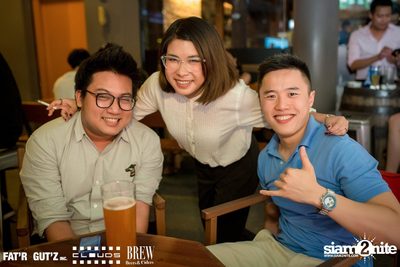 Seenspace Invasion ที่ร้าน Clouds, Fat'R Gut'z และ BREW Beers & Ciders — photo 40