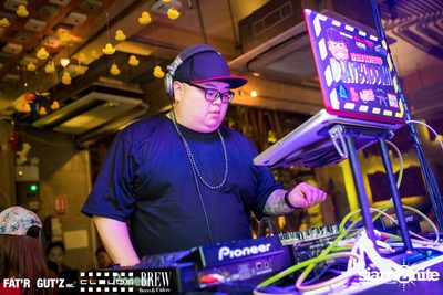 Seenspace Invasion ที่ร้าน Clouds, Fat'R Gut'z และ BREW Beers & Ciders — photo 52